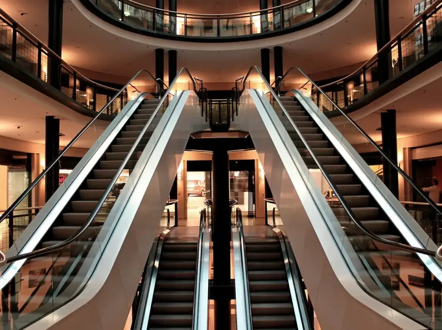 Commerciale: servizi di progettazione per la realizzazione di edifici commerciali